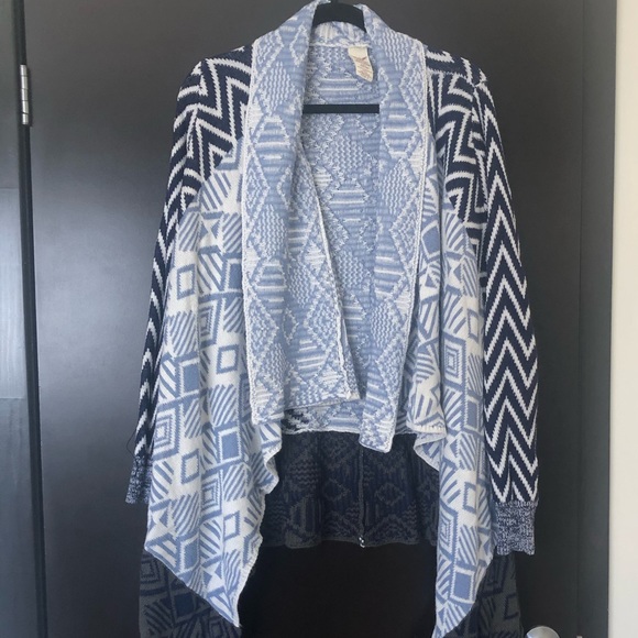 Faded glory blue cardigan/sweater size L - Picture 1 of 4